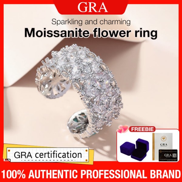 Moissanite flower ring..