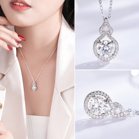 2 carat moissanite gourd necklace