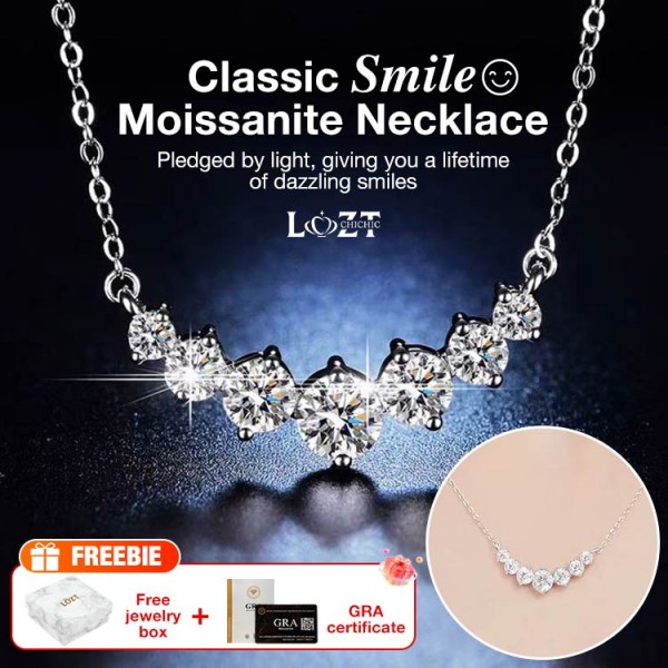 Classic Smile Moissanite Necklace