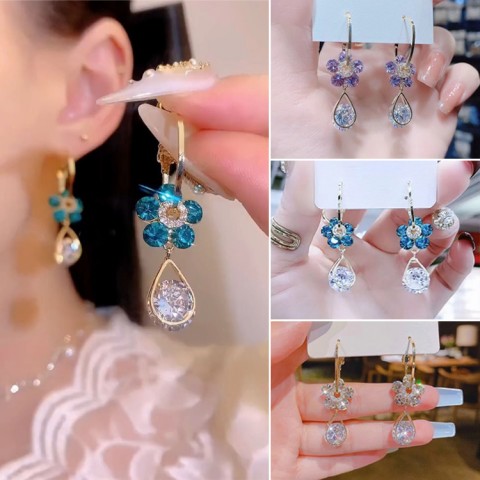Fashion Flower Crystal Earrings