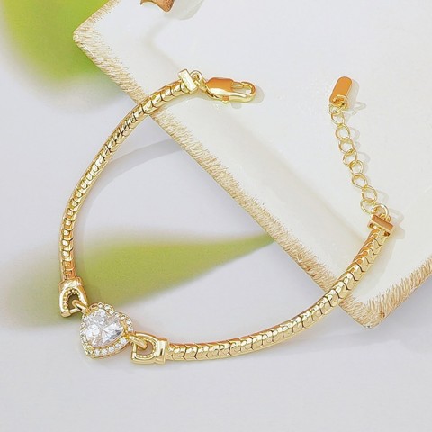 Gold diamond bracelet