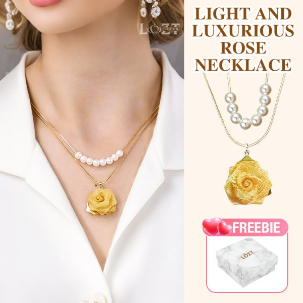 Light and luxurious rose necklace..