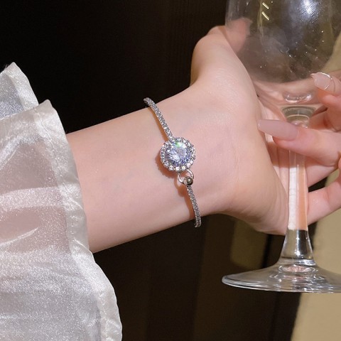 Sparkling Moissanite Bracelet