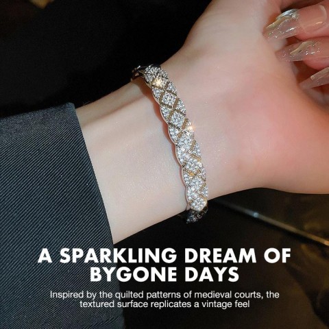 Vintage diamond pattern bangle