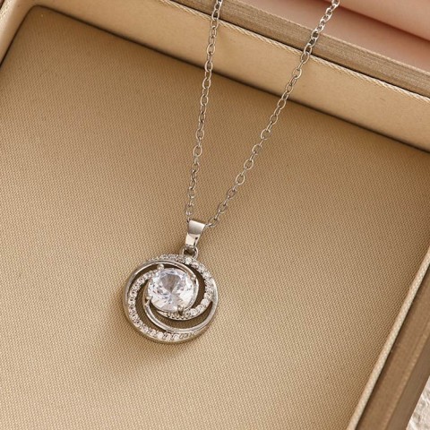Rotating Zircon Necklace