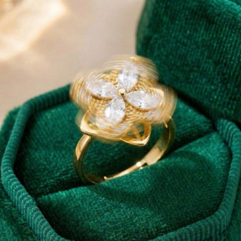 Rotatable Four Clover Necklace and Ring Set