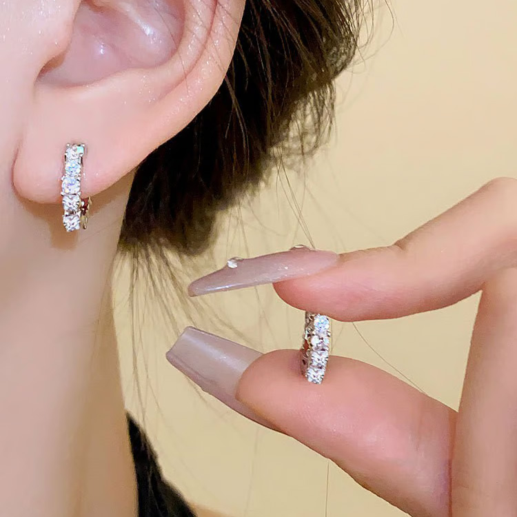 Marys Month promotions -light luxury zircon lustrous earrings, dazzling as diamonds, simple and elegant, adding to your temperament and charm.